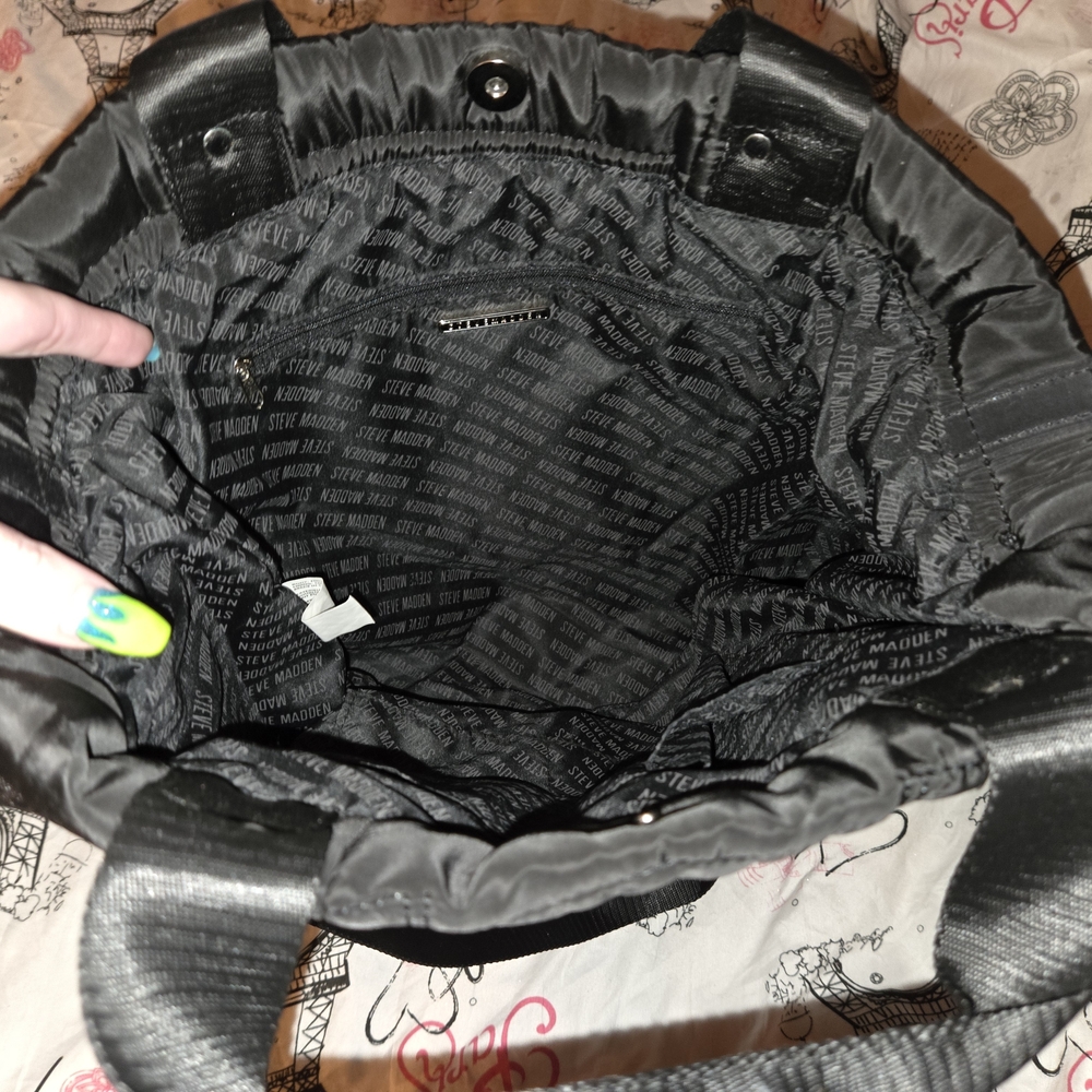 Steve Madden Quilted Puffer Black Tote Bag - Picture 5 of 7